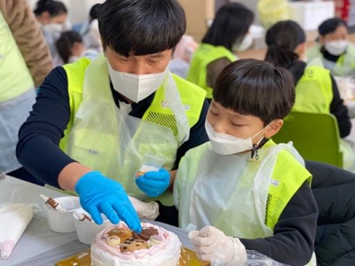 하남 사랑나눔가족봉사단, 어르신 안부인사 전달 ‘봉사활동’ 이미지