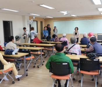 9월 22일 '네모속에 담긴 세상' 이미지