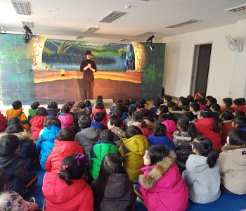 12.13경기문화재단사업 1회기 크리스마스선물인형극관람 이미지